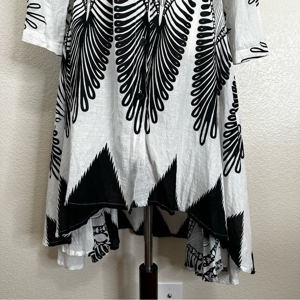 Step In Style Boho Peacock Feather Button Down As… - image 4